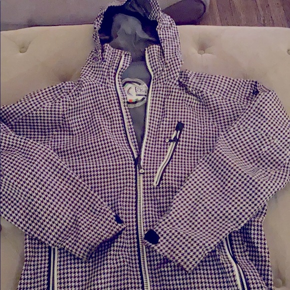 Burton Other - Burton aK snowboarding g jacket outer shell.